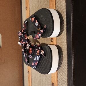 Teva sandles